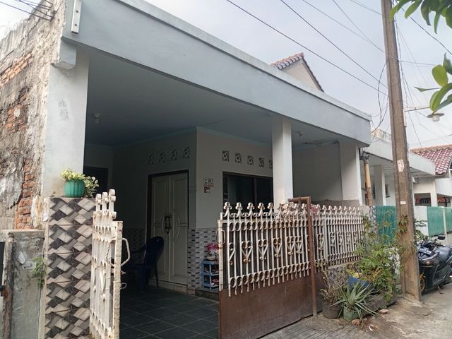 Rumah SHM 15 Mnt ke Stasiun LRT Cikunir 2 Dibantu KPR  J-37082