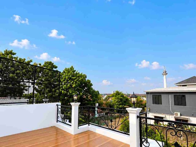 place photo 44