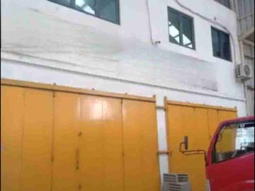 Gudang untuk disewakan di Babakan