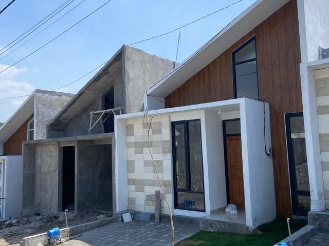 PROMO DP 4 JUTA ALL IN RUMAH SIAP HUNI MADIUN