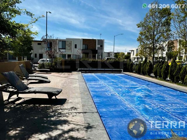 place photo 38