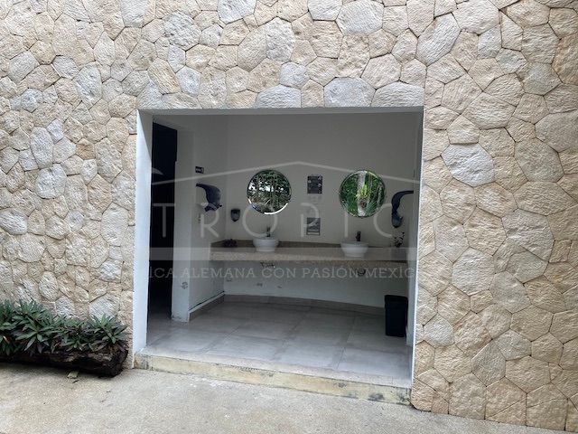 place photo 32
