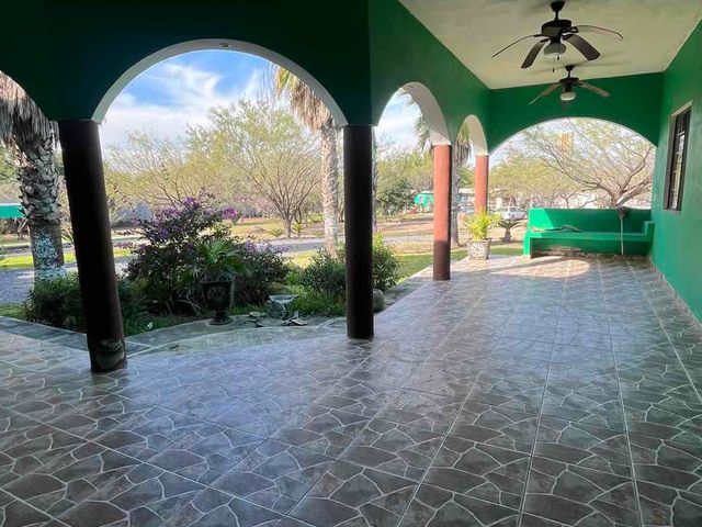 place photo 23