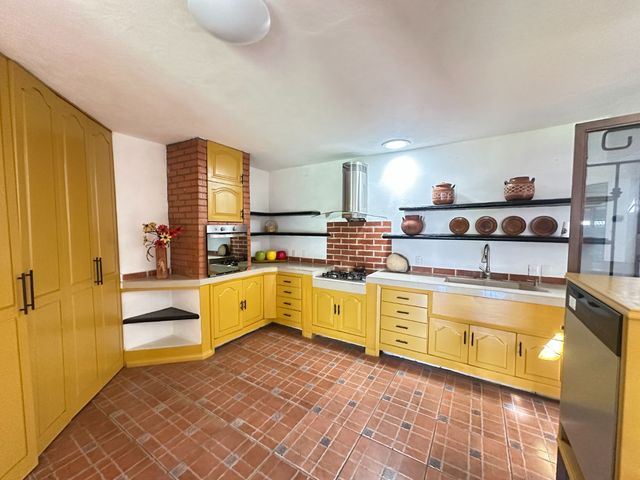 place photo 69
