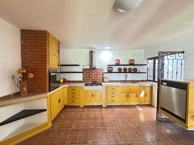 place photo 75