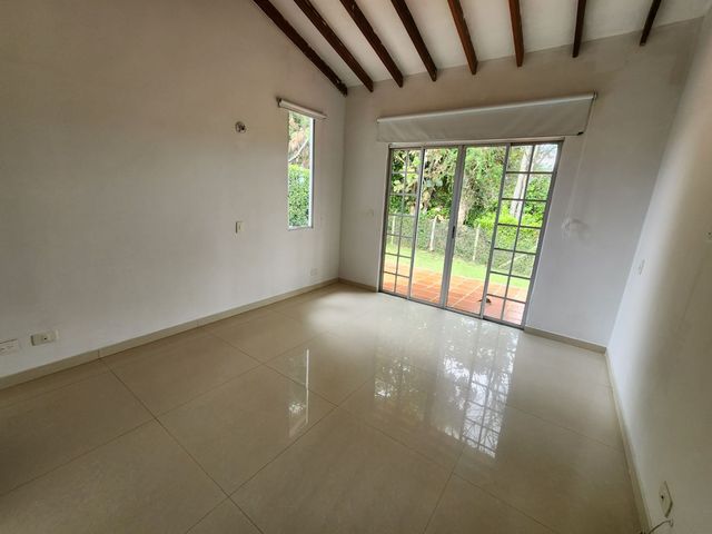 place photo 69
