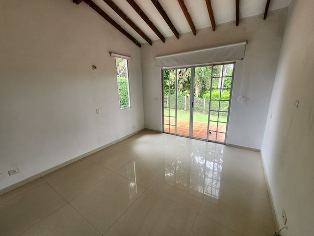 place photo 68