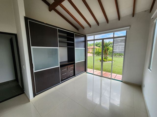 place photo 57