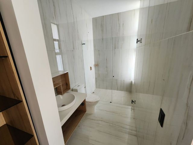 place photo 66