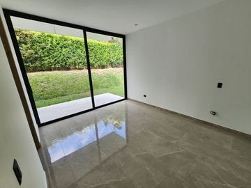 place photo 78