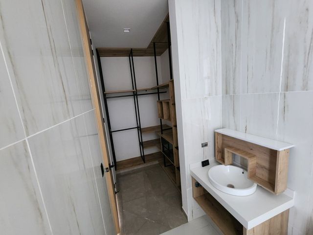 place photo 64