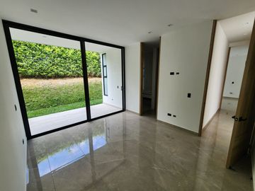 place photo 76