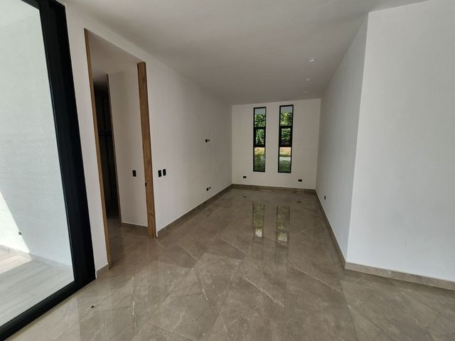 place photo 84