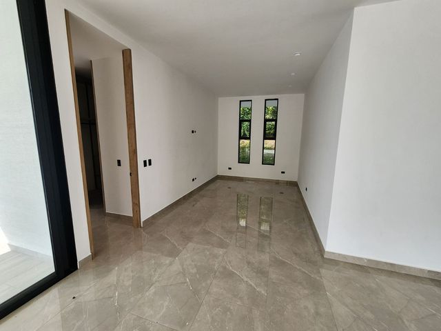 place photo 75