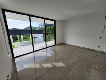 place photo 73