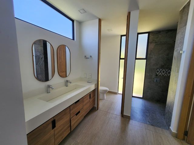 place photo 43