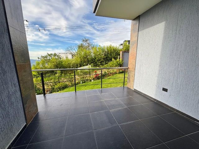 place photo 64
