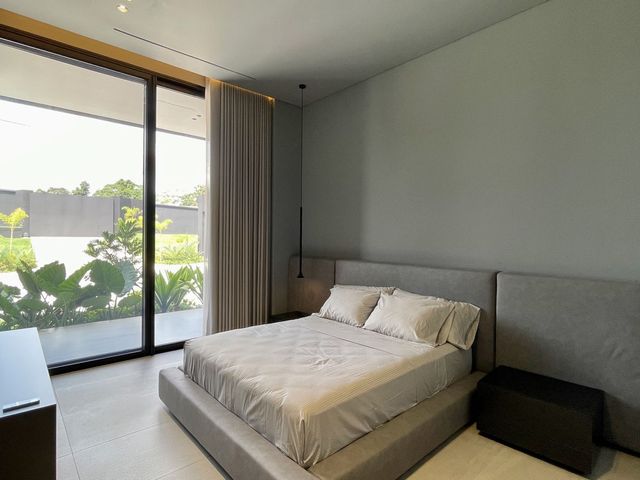 place photo 73