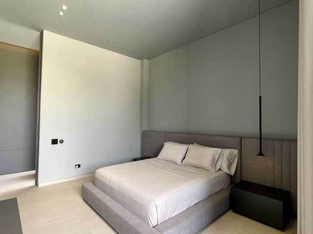 place photo 83