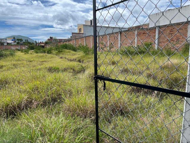 se vende terrenos en ampliación banthi