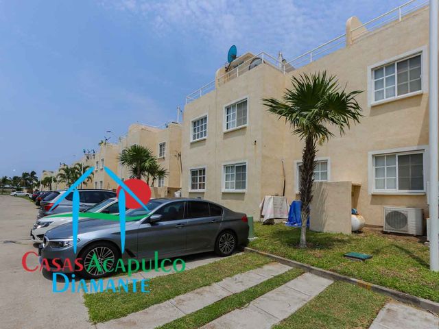 place photo 61