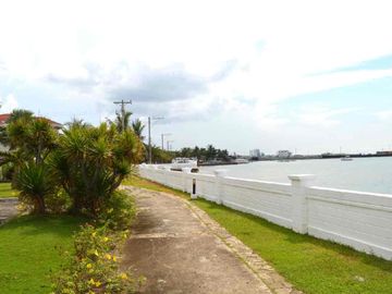 place photo 30