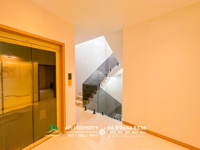 place photo 82