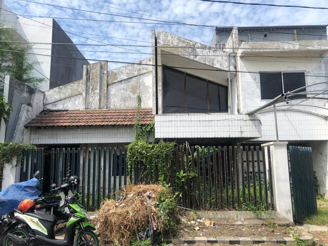 ‼️MURAH‼️ RUMAH DHARMAHUSADA INDAH HITUNG TANAH TERMURAH. DEKAT GALAXY MALL, KERTAJAYA, MERR