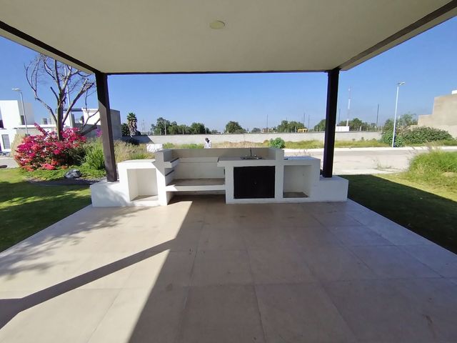 place photo 37