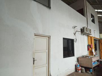 Gudang untuk disewakan di Babakan - Air