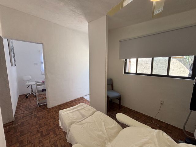place photo 80