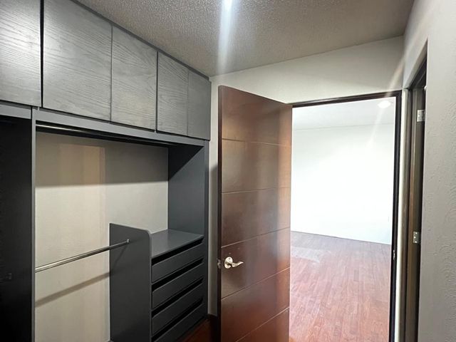 place photo 50