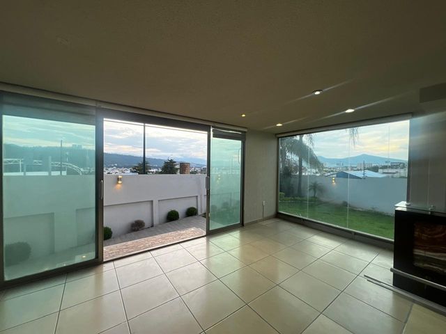 place photo 52