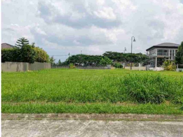 Casa Milan Neopolitan Fairview Quezon City