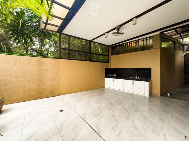 place photo 67