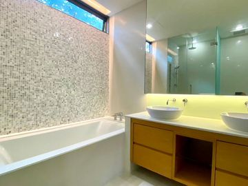 place photo 48
