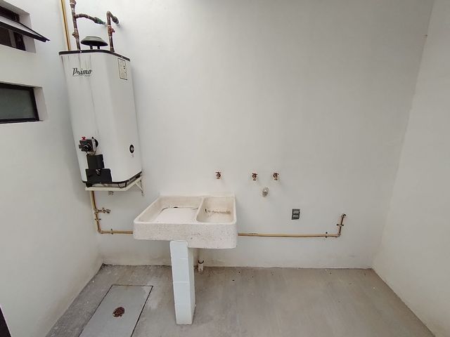 place photo 18