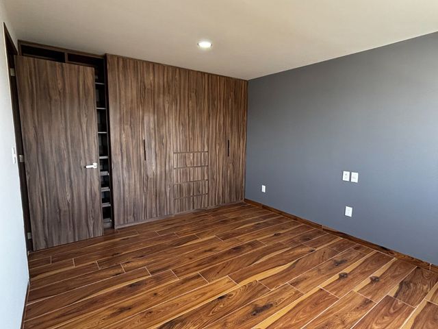 place photo 60