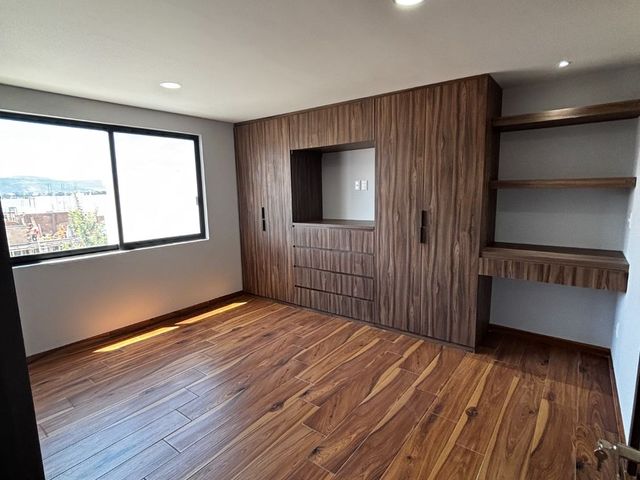 place photo 65