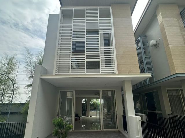 SUPER MURAH, Rumah Wisata Bukit Mas Surabaya