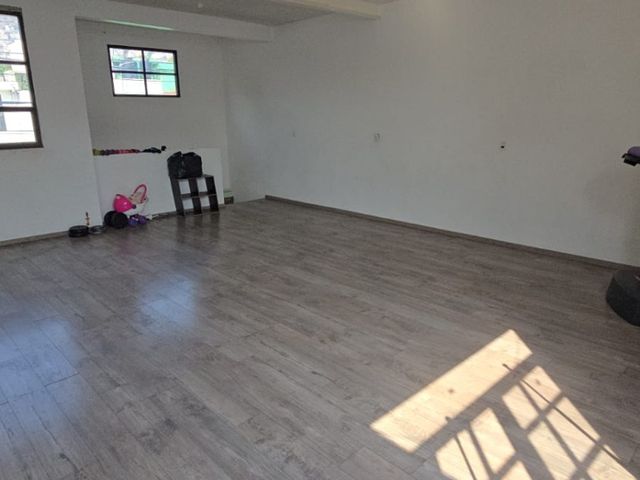 place photo 54