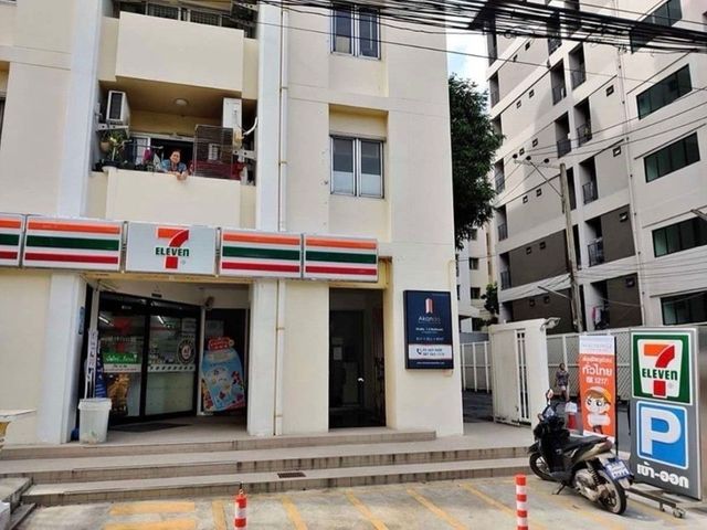 place photo 18