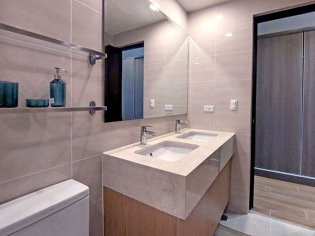place photo 60