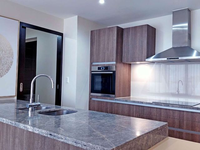 place photo 75