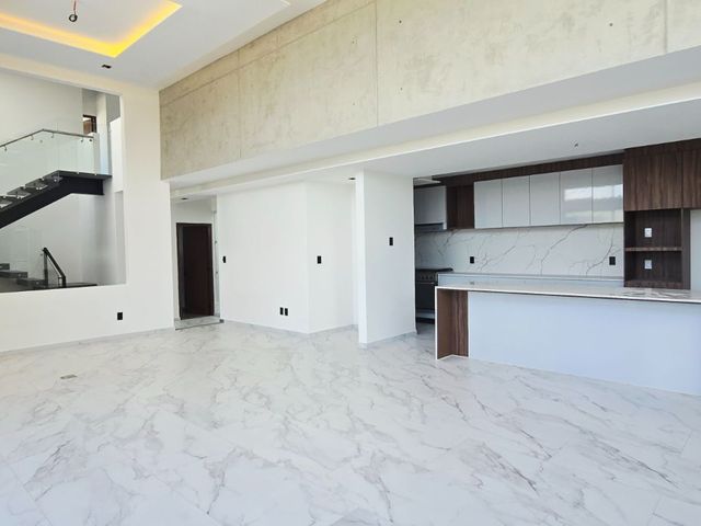 place photo 55