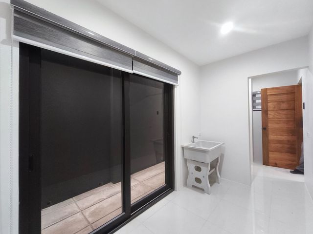 place photo 54