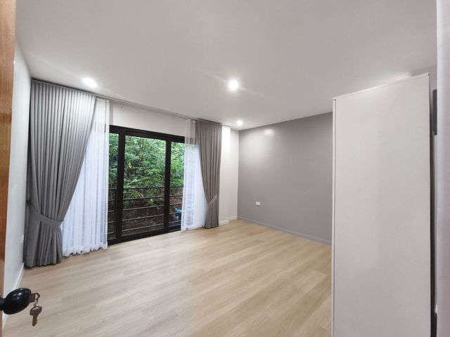 place photo 65