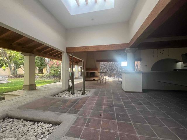 place photo 37