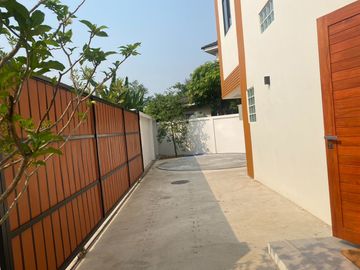 place photo 52