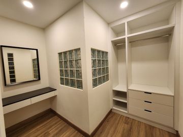 place photo 70